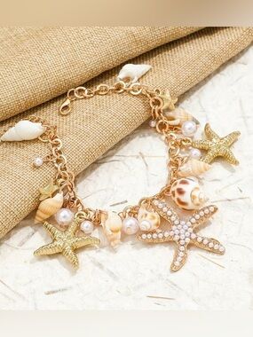 Gold Starfish & Shell Charm Anklet with Pearl Accents